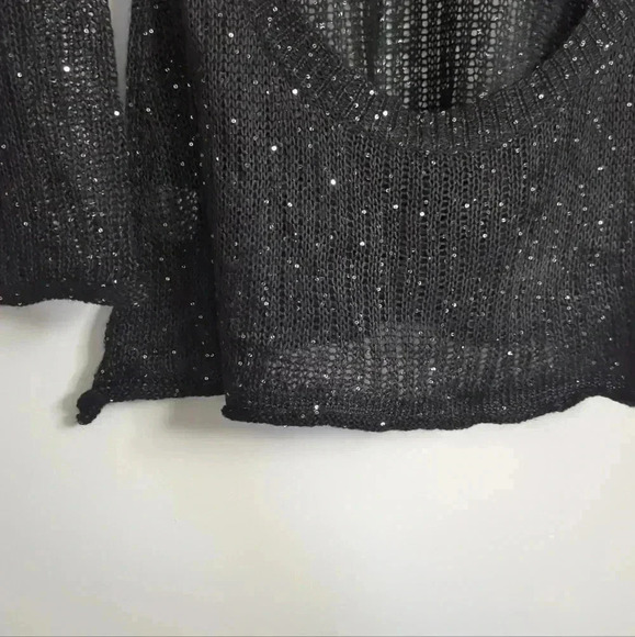 UNIQ | Black and  Silver Sheer Long Sleeve Cutout Sweater Size small - Picture 4 of 4